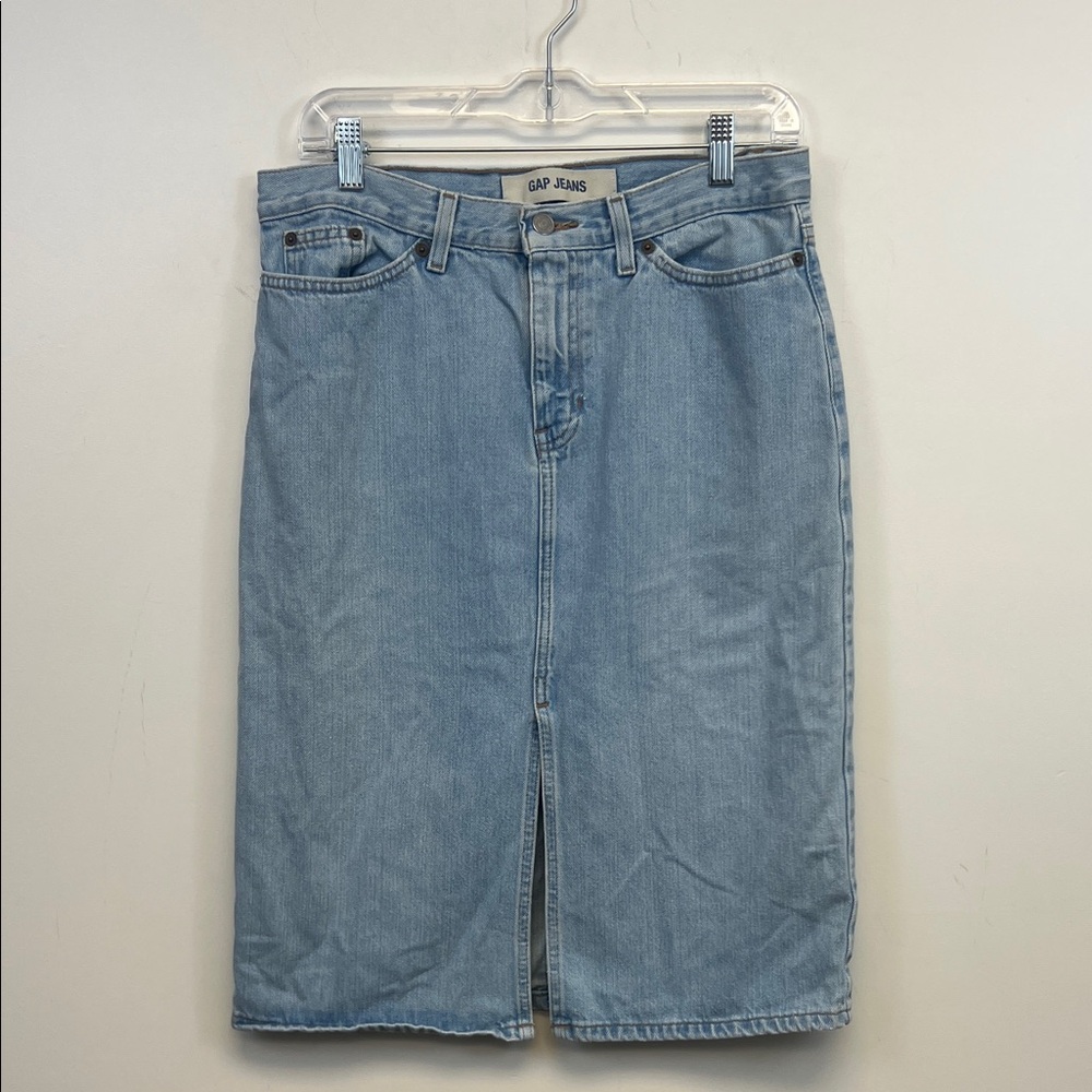 GAP Jeans Y2K Midi Light Wash Casual Jean Skirt with Slit and pockets Size 8